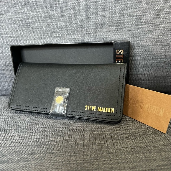 NWT STEVE MADDEN FOLDOVER WALLET CASE ORGANIZER - Picture 2 of 10